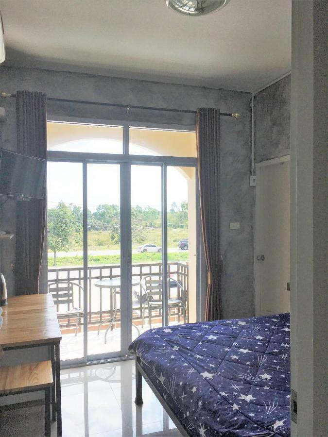 Innkhun House Urt Suratthani Airport Surat Thani Exterior photo